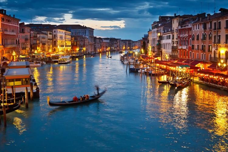Venedig (120 km)